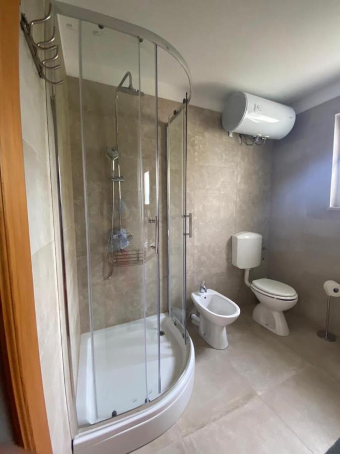 Apartment Laetitia Kaštelir Екстериор снимка